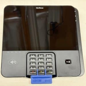 nSKIM plugged into Verifone M440 confirming no skimmer has been added.