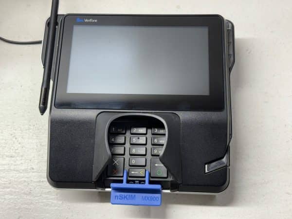 nSKIM properly inserted into Verifone MX900 Series